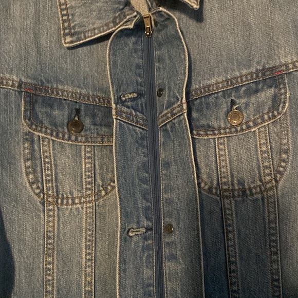 Vintage Guess Jean Jacket - Picture 2 of 4